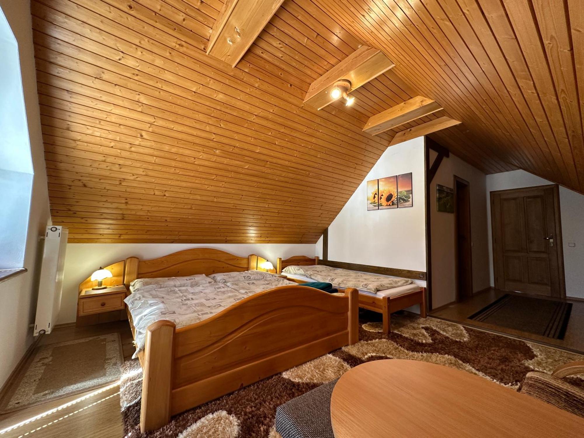 Penzion Farkys Jamnik  Экстерьер фото